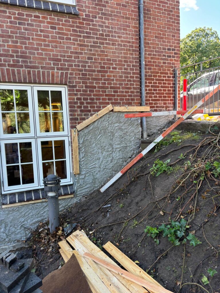 Renovering af pudset sokkel på fredet ejendom